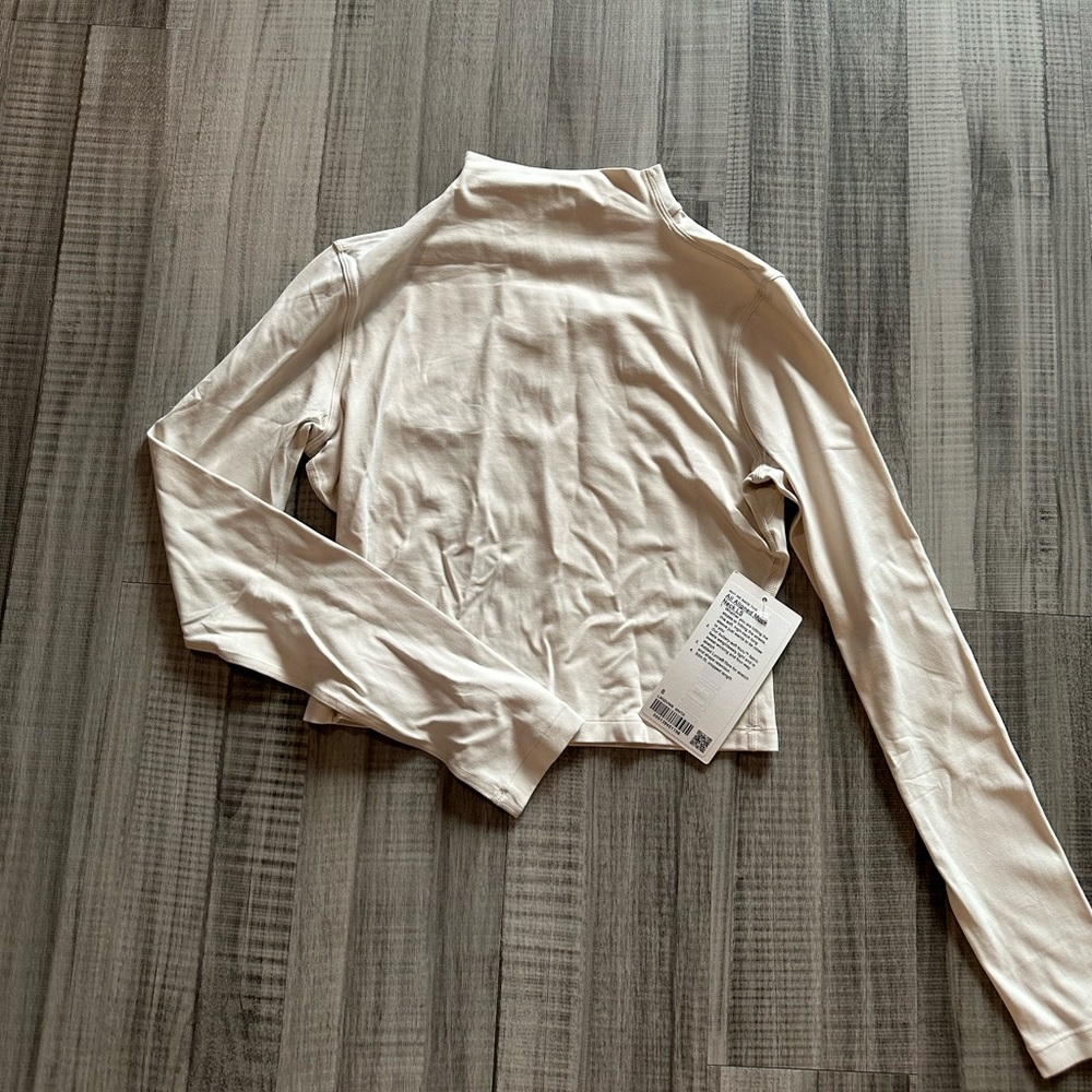 Lululemon all aligned Mock Neck